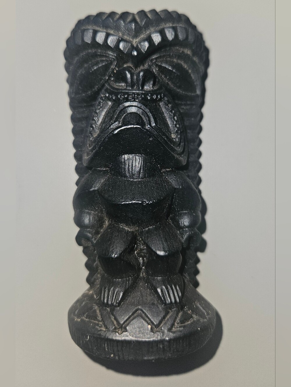 Vintage Coco Joes Hawaii 3.75" Black Lava Rock Tiki Figure Pomaikai Good Luck